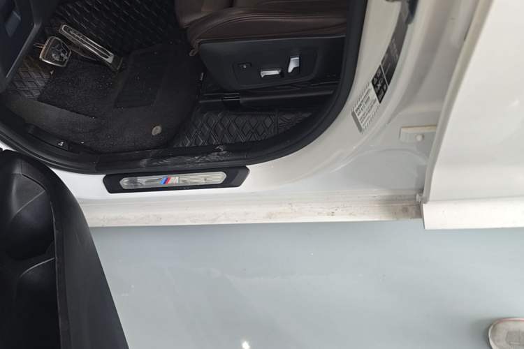 Used BMW X3 2019 xDrive28i M Sport Package Left Side Sill