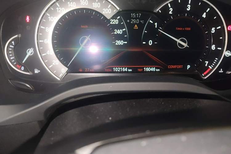 Used BMW X3 2019 xDrive25i Luxury Package Odometer Close Up