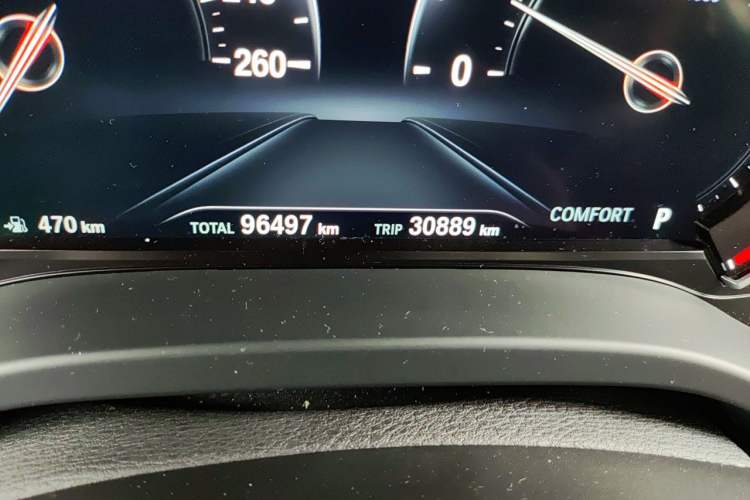 Used BMW X3 2019 xDrive25i M Sport Package Odometer Close Up