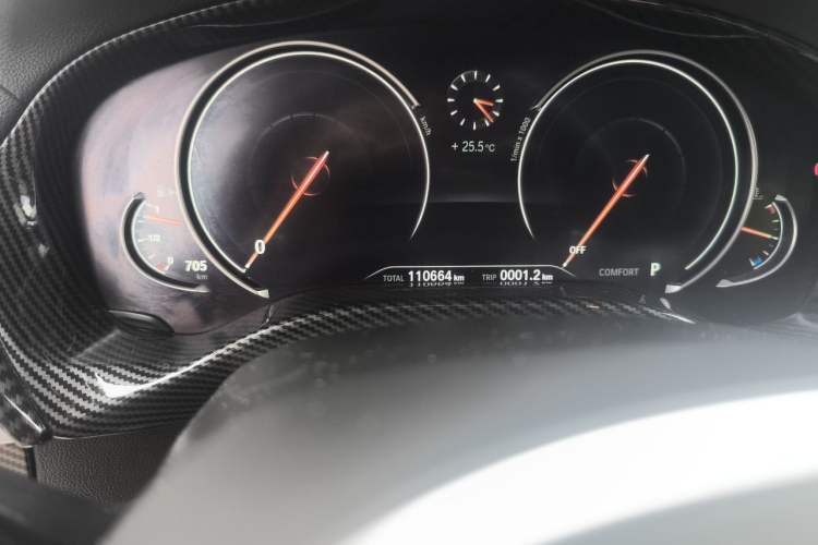 Used BMW X3 2019 xDrive28i M Sport Package Odometer Close Up