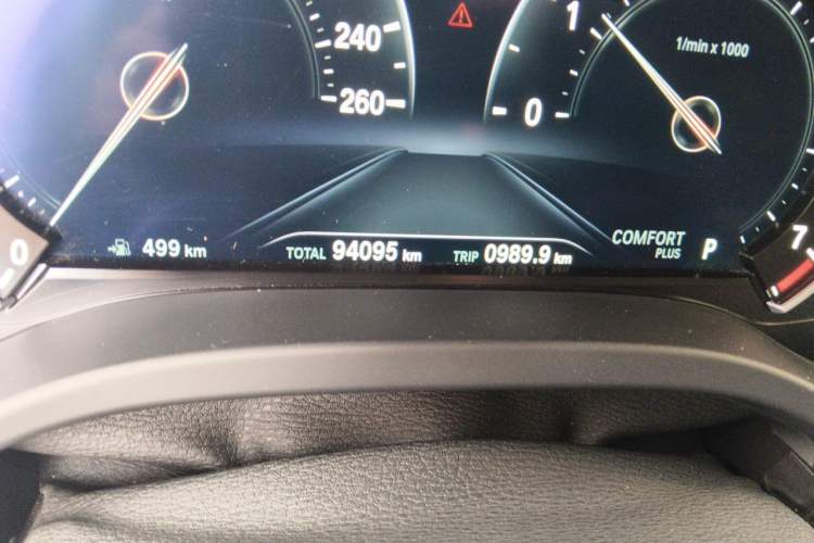 Used BMW X3 2019 xDrive25i M Sport Package Odometer Close Up