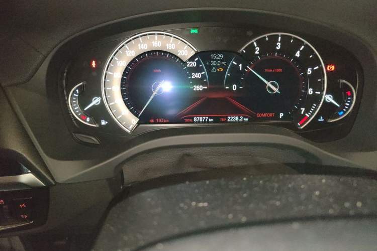 Used BMW X3 2019 xDrive25i M Sport Package Odometer Close Up