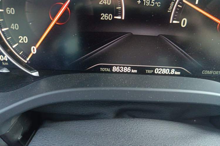 Used BMW X3 2019 xDrive28i M Sport Package Odometer Close Up