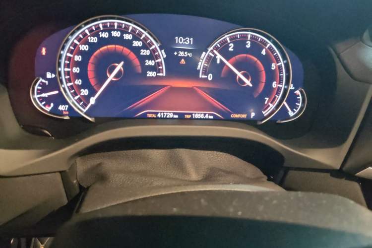 Used BMW X3 2019 xDrive28i Luxury Package Odometer Close Up