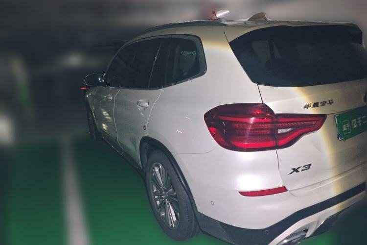 Used BMW X3 2019 xDrive28i Luxury Package Rear Left 45 Deg