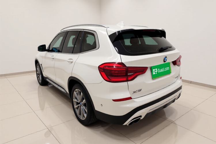 Used BMW X3 2019 xDrive25i Luxury Package Rear Left 45 Deg
