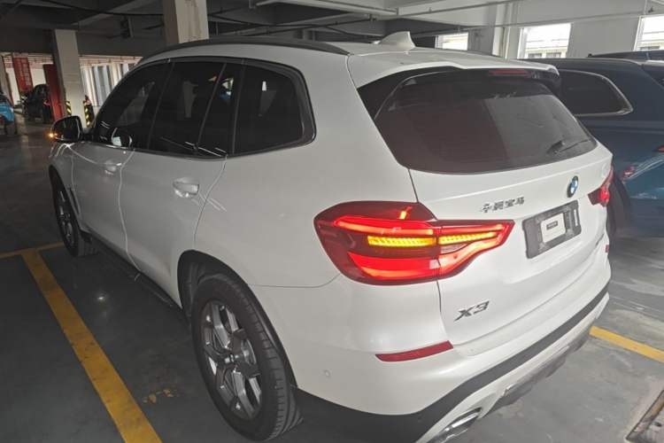 Used BMW X3 2019 xDrive28i Luxury Package Rear Left 45 Deg