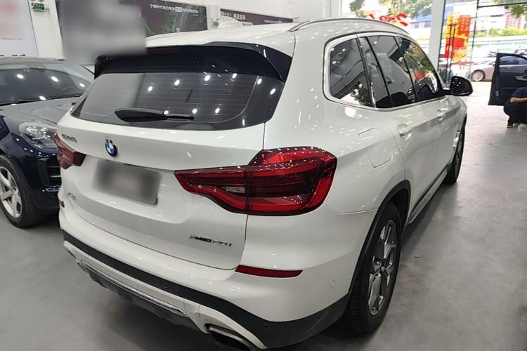 Used BMW X3 2019 xDrive28i Luxury Package Rear Right 45 Deg