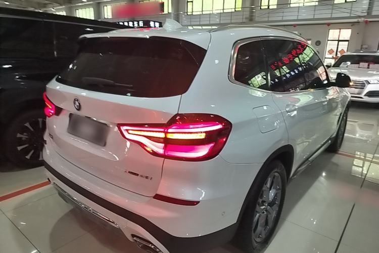 Used BMW X3 2019 xDrive28i Luxury Package Rear Right 45 Deg