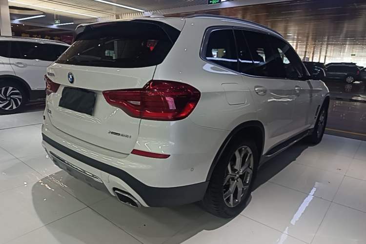 Used BMW X3 2019 xDrive28i Luxury Package Rear Right 45 Deg