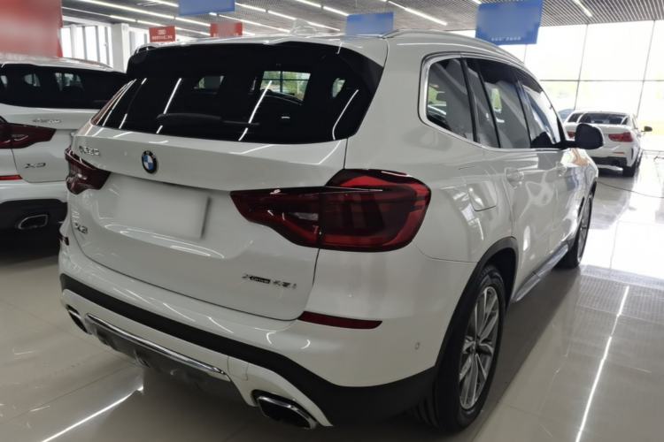 Used BMW X3 2019 xDrive25i Luxury Package Rear Right 45 Deg