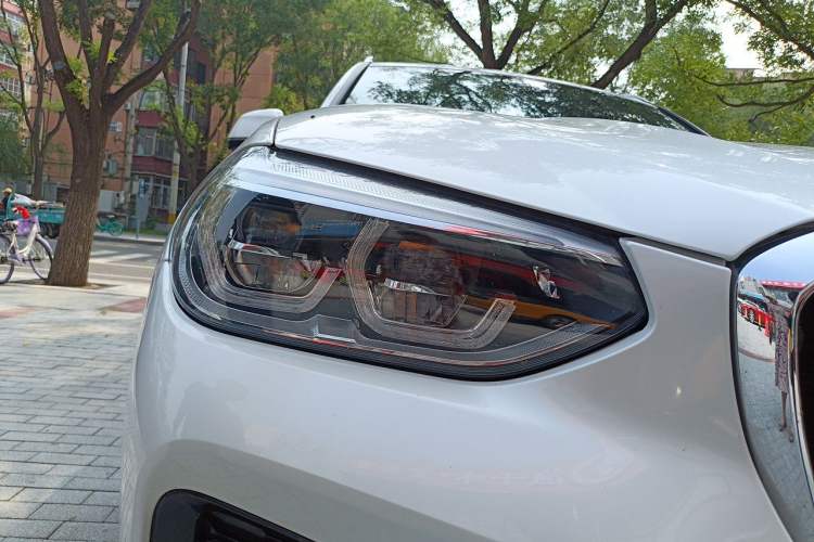 Used BMW X3 2019 xDrive25i M Sport Package Right Front Headlight