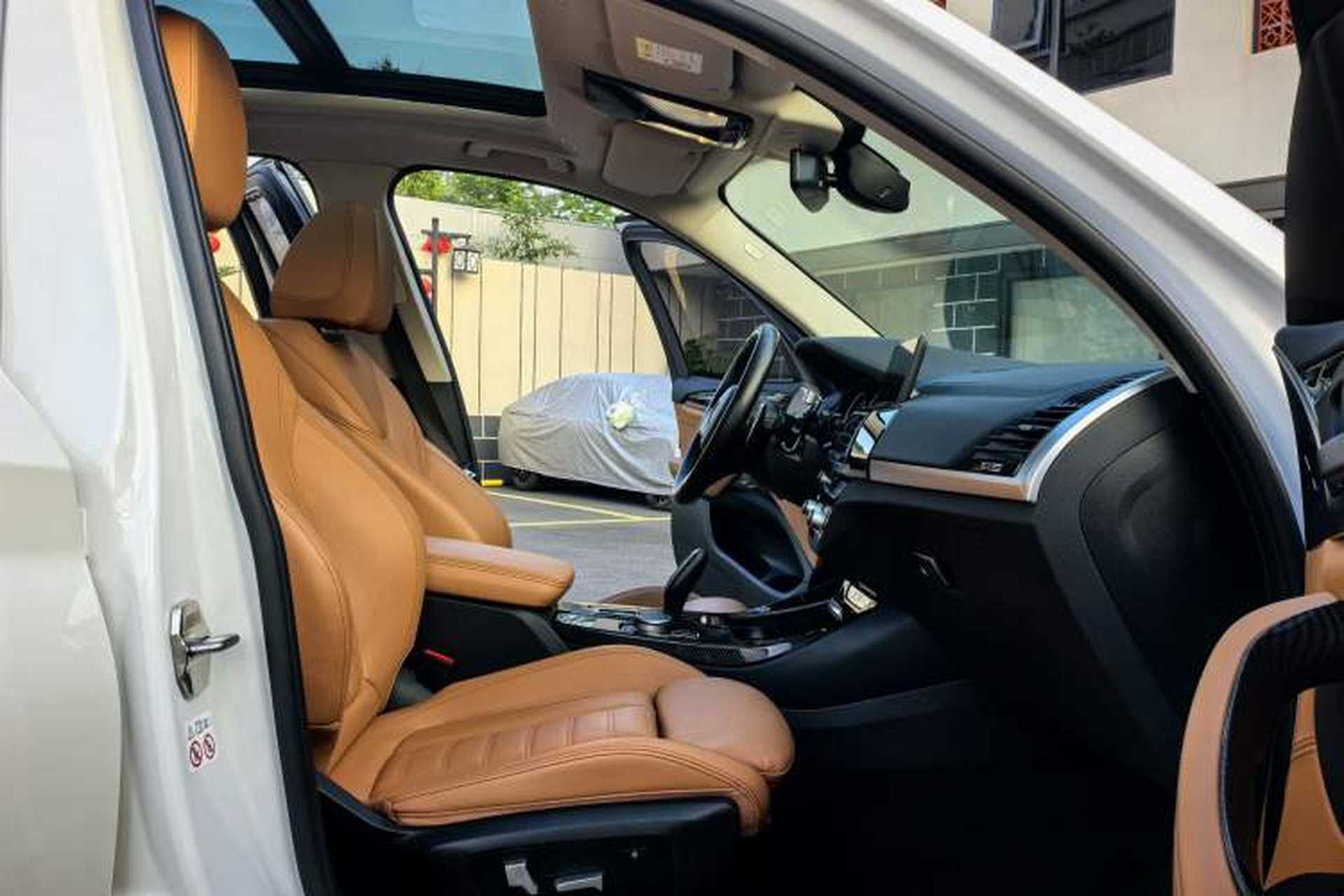 Used BMW X3 2019 xDrive28i M Sport Package Right Front Seat