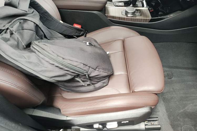 Used BMW X3 2019 xDrive28i Luxury Package Right Front Seat