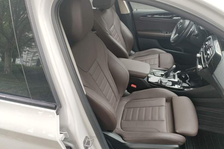 Used BMW X3 2019 xDrive28i M Sport Package Right Front Seat