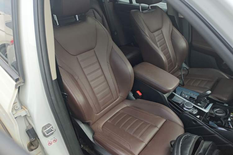 Used BMW X3 2019 xDrive28i M Sport Package Right Front Seat