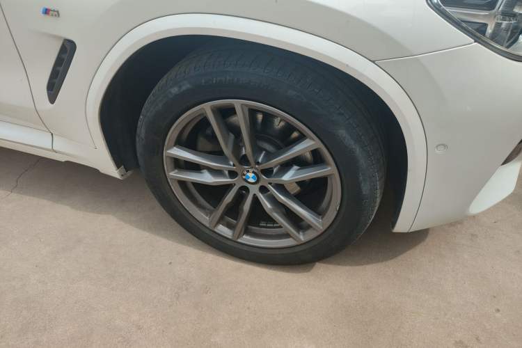 Used BMW X3 2019 xDrive28i M Sport Package Right Front Wheel Hub