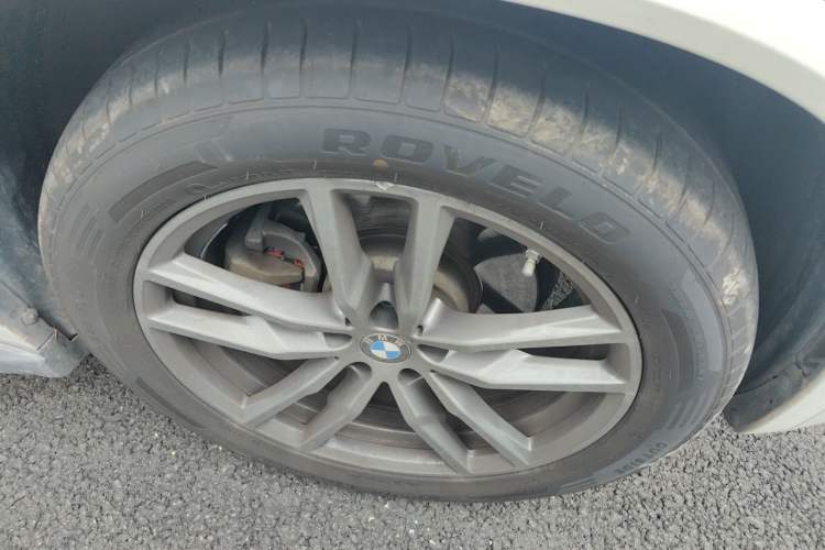 Used BMW X3 2019 xDrive28i M Sport Package Right Front Wheel Hub