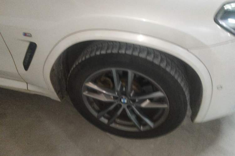 Used BMW X3 2019 xDrive28i M Sport Package Right Front Wheel Hub