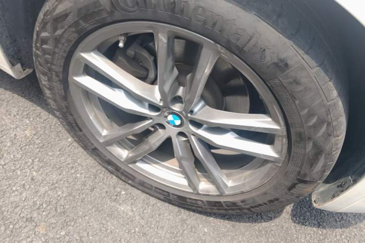 Used BMW X3 2019 xDrive28i M Sport Package Right Front Wheel Hub