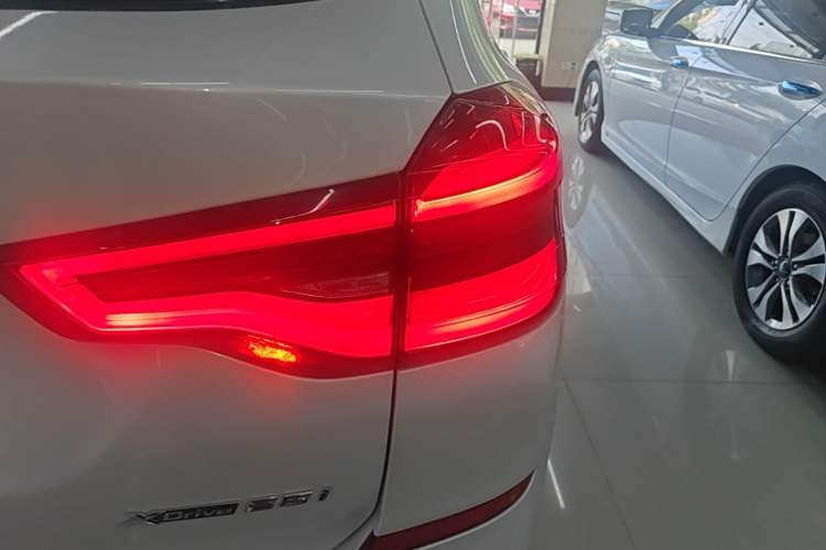 Used BMW X3 2019 xDrive25i M Sport Package Right Rear Taillight
