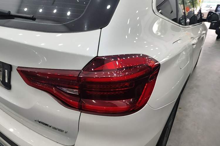 Used BMW X3 2019 xDrive28i Luxury Package Right Rear Taillight