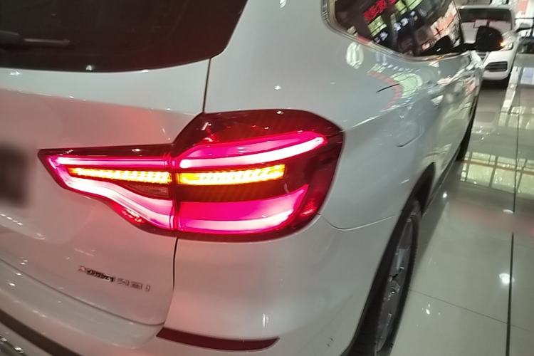 Used BMW X3 2019 xDrive28i Luxury Package Right Rear Taillight