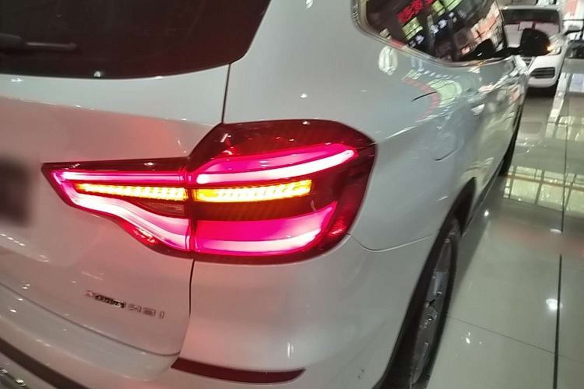 Used BMW X3 2019 xDrive28i Luxury Package Right Rear Taillight