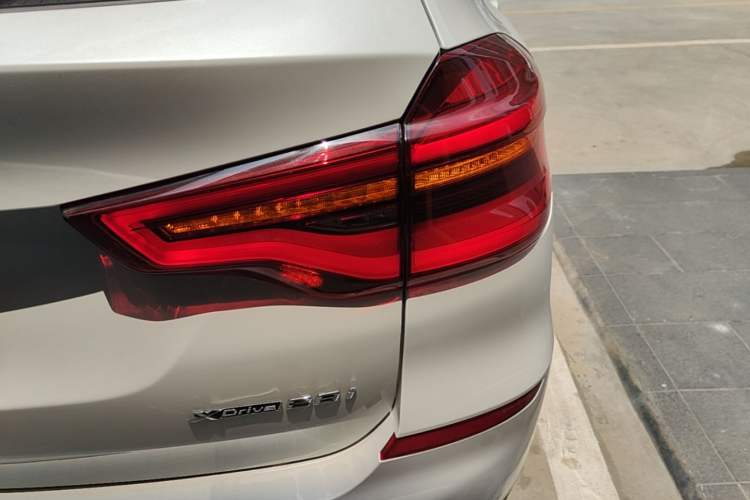 Used BMW X3 2019 xDrive28i Luxury Package Right Rear Taillight