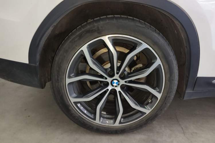 Used BMW X3 2019 xDrive25i Luxury Package Right Rear Wheel Hub
