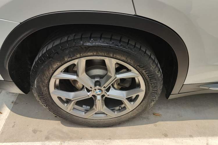 Used BMW X3 2019 xDrive28i Luxury Package Right Rear Wheel Hub
