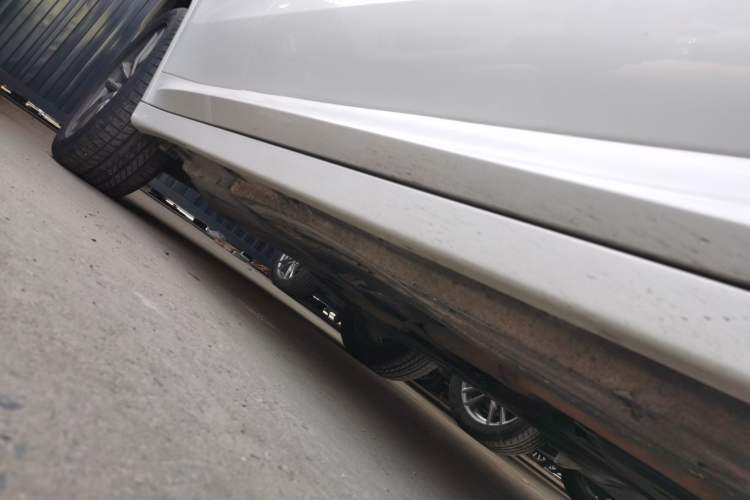 Used BMW X3 2019 xDrive25i M Sport Package Right Side Sill
