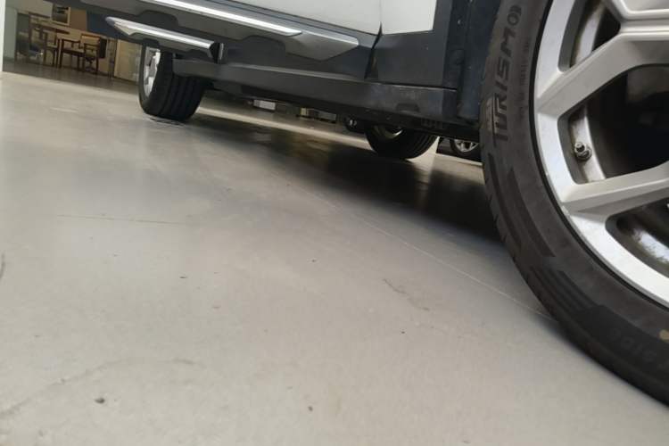 Used BMW X3 2019 xDrive28i Luxury Package Right Side Sill