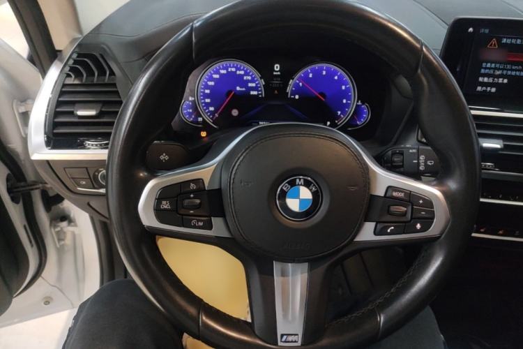 Used BMW X3 2019 xDrive25i M Sport Package Steering Wheel