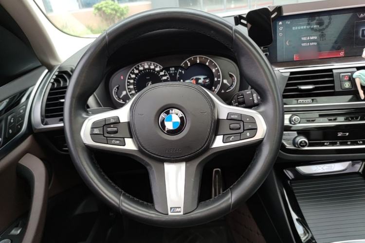 Used BMW X3 2019 xDrive25i M Sport Package Steering Wheel