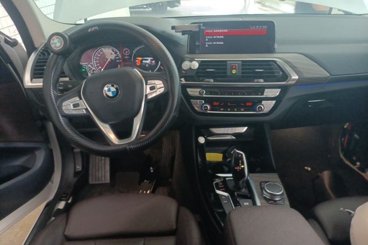 Used BMW X3 2019 xDrive28i Luxury Package Steering Wheel