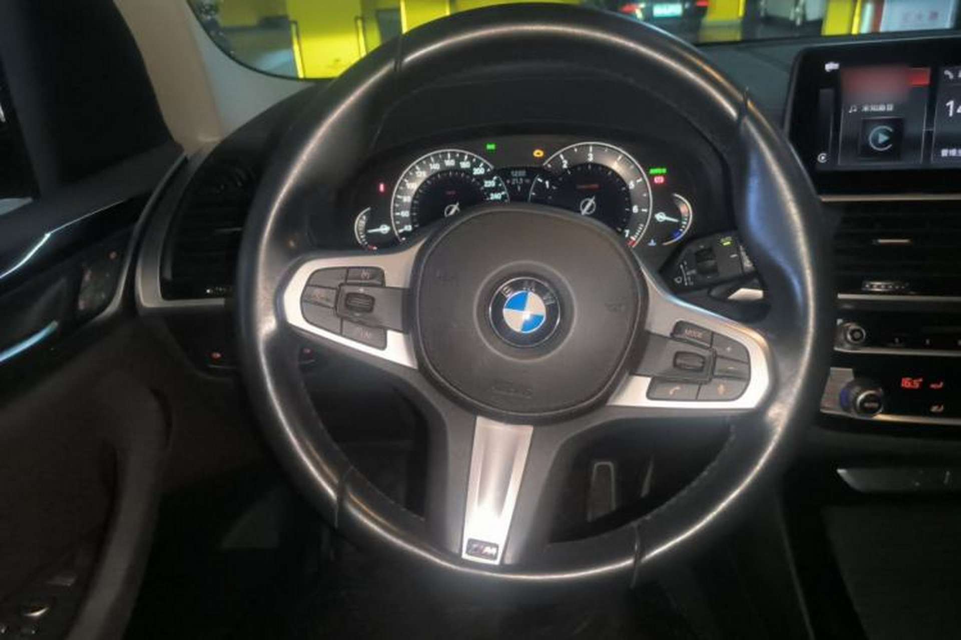 Used BMW X3 2019 xDrive25i M Sport Package Steering Wheel