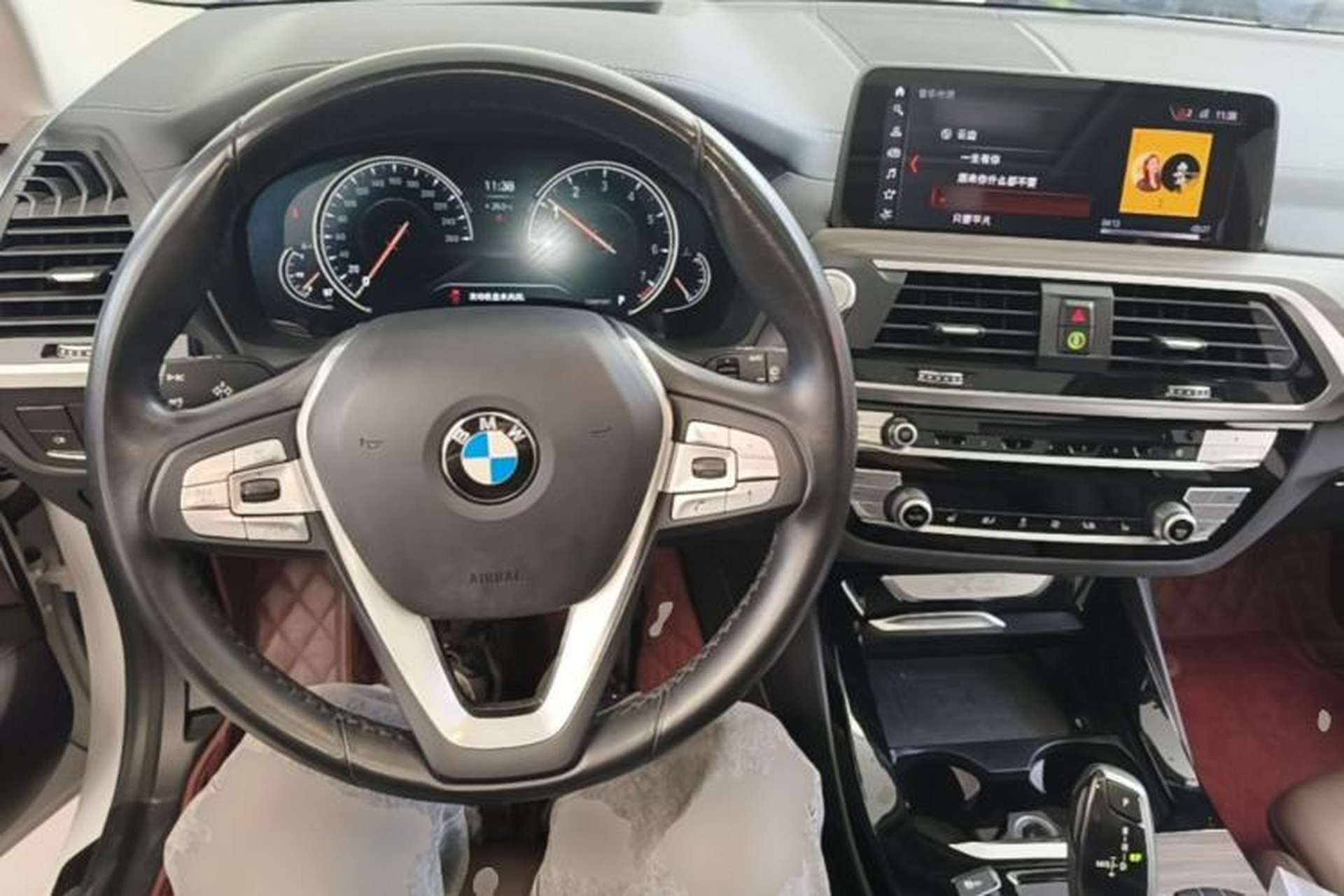 Used BMW X3 2019 xDrive28i Luxury Package Steering Wheel