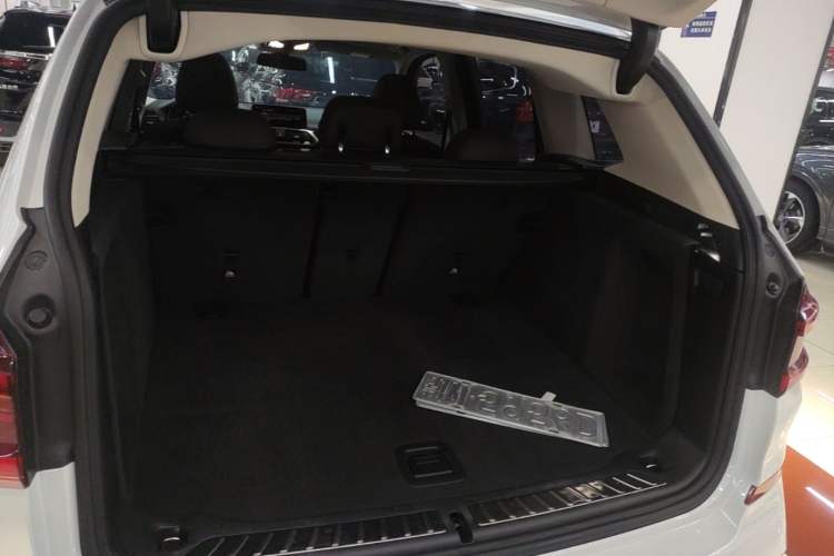 Used BMW X3 2019 xDrive25i M Sport Package Trunk