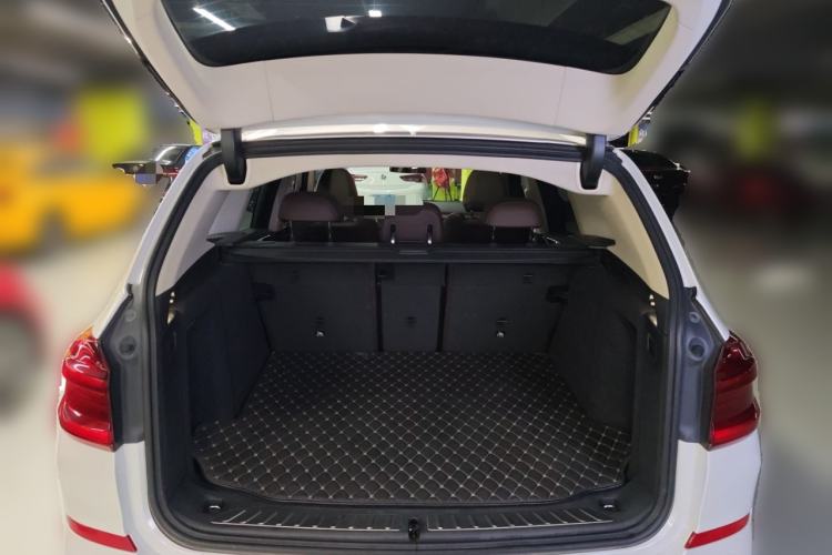 Used BMW X3 2019 xDrive28i M Sport Package Trunk