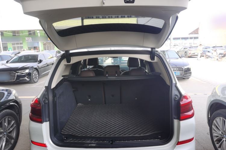 Used BMW X3 2019 xDrive25i M Sport Package Trunk