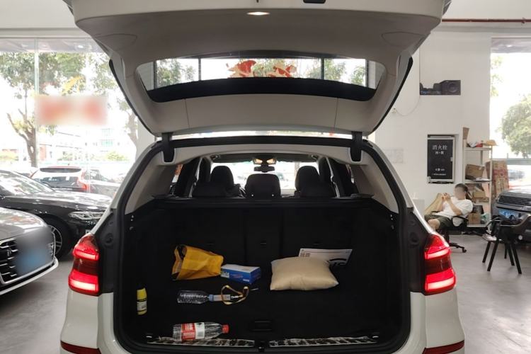 Used BMW X3 2019 xDrive28i Luxury Package Trunk