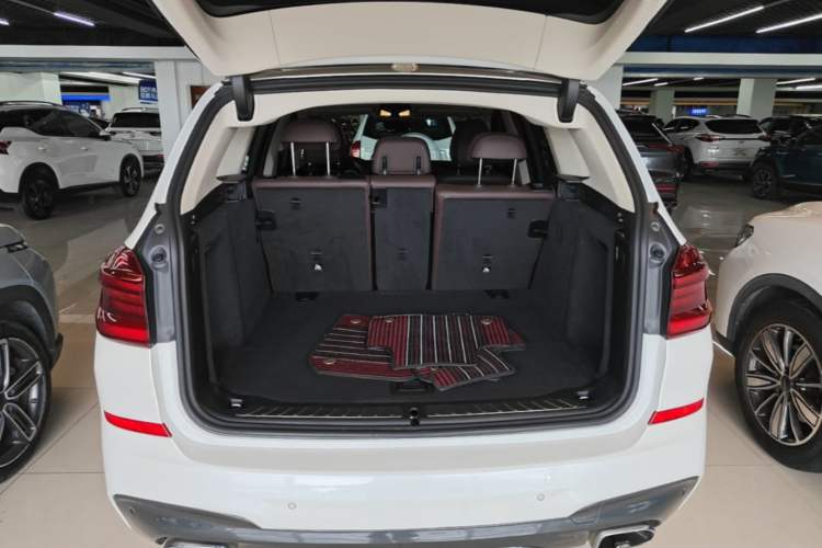 Used BMW X3 2019 xDrive25i M Sport Package Trunk