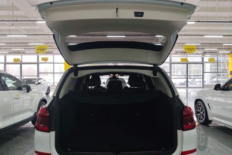 Used BMW X3 2019 xDrive28i M Sport Package Trunk