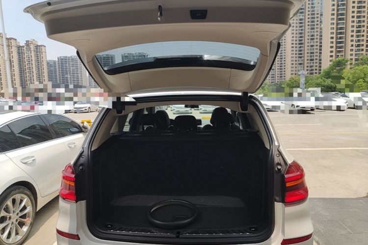Used BMW X3 2019 xDrive28i Luxury Package Trunk