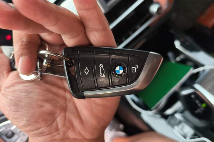 Used BMW X3 2019 xDrive28i Luxury Package Vehicle Key
