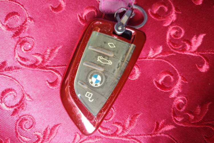 Used BMW X3 2019 xDrive25i Luxury Package Vehicle Key