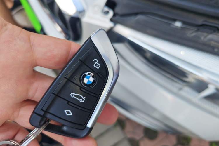 Used BMW X3 2019 xDrive25i Luxury Package Vehicle Key