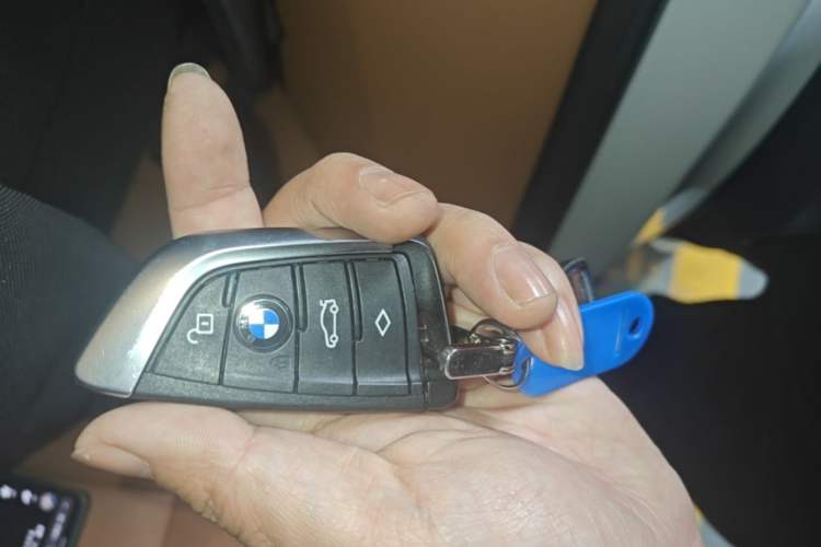 Used BMW X3 2019 xDrive28i Luxury Package Vehicle Key