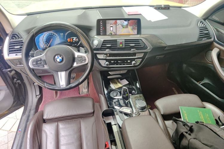 Used BMW X3 2019 xDrive30i Leading Model M Sport Package Center Console